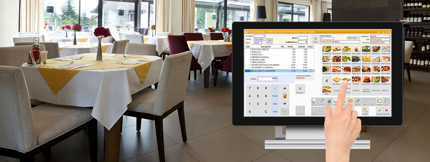 Dispositivo TPV con TPV táctil de programa ClassicGes en restaurante